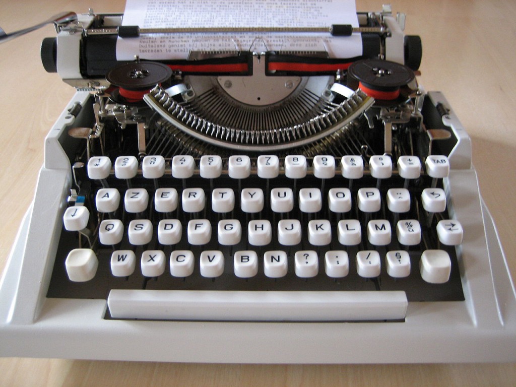 1280px-Typemachine_binnenkant