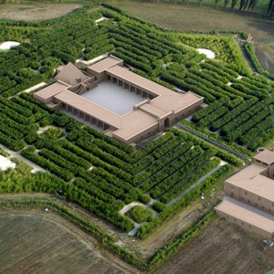 the-biggest-labyrinth-in-the-world-is-in-parma-italy-01